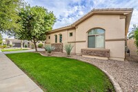 4709 E Ironhorse Rd in Gilbert, AZ - Building Photo - Building Photo