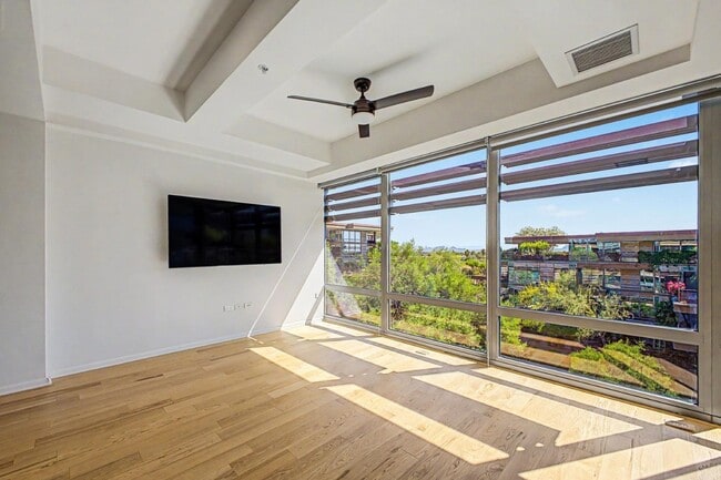 7151 E Rancho Vista Dr in Scottsdale, AZ - Foto de edificio - Building Photo