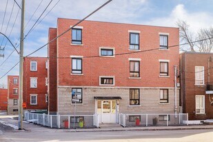 396 Huitième Av in Montréal, QC - Building Photo
