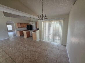 15 Catalina Ct in Kissimmee, FL - Foto de edificio - Building Photo