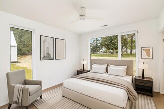 1189 Harmony Ln in Grafton, WI - Building Photo - Building Photo