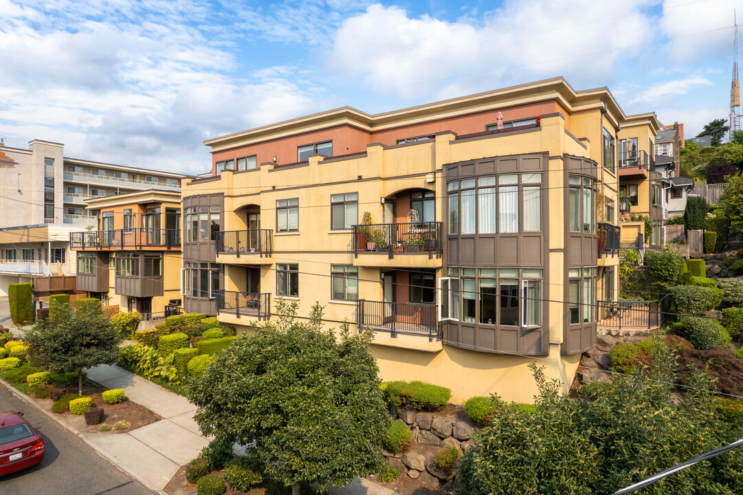 TOSCANO CONDOMINIUM in Seattle, WA - Foto de edificio