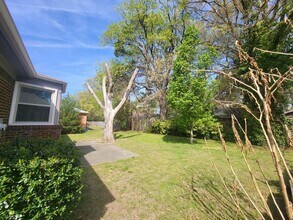 6114 Lyndhurst Ave in Norfolk, VA - Building Photo - Building Photo