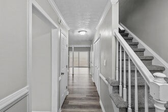 482 Falling Ln in Virginia Beach, VA - Building Photo - Building Photo