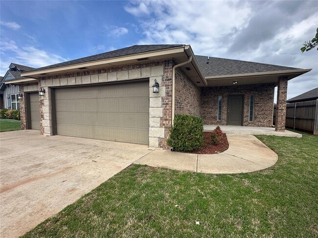 8017 NW 160th Terrace in Edmond, OK - Building Photo - Building Photo