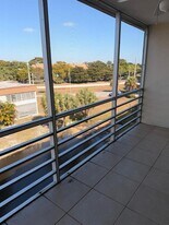 6289 Lear Dr in Atlantis, FL - Building Photo