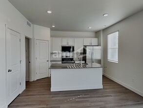 4744 85th Dr NE in Marysville, WA - Building Photo - Building Photo
