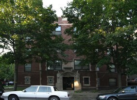 1301 W Elmdale Ave Apartments