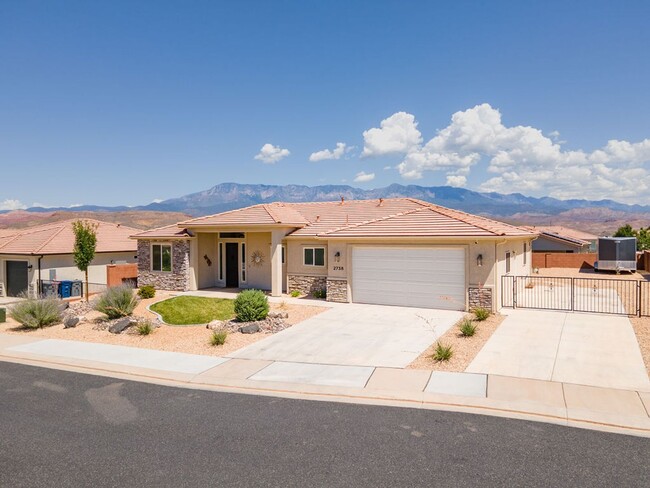 property at 2738 W 270 N