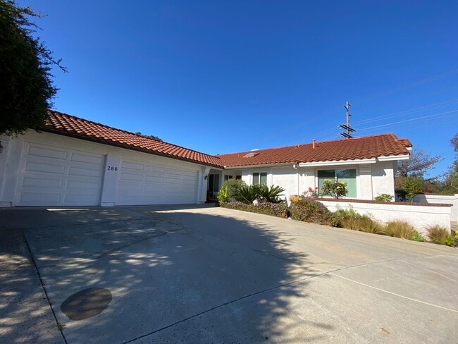 286 Via Tierra in Encinitas, CA - Building Photo - Building Photo