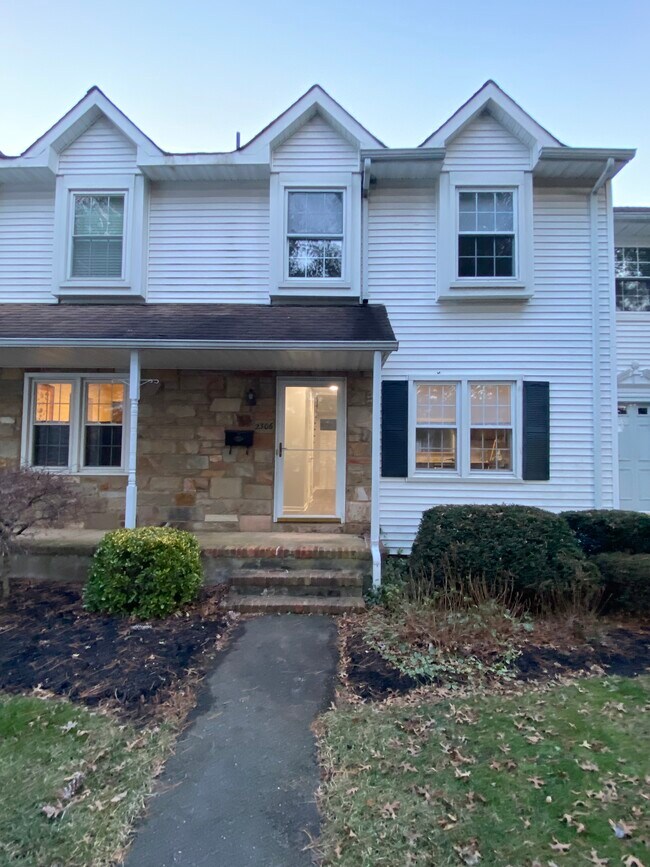 2306 Jamestown Cmn Rentals in Hillsborough, NJ