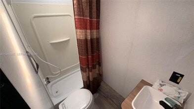 19150 Flag Dr in Cutler Bay, FL - Building Photo - Building Photo