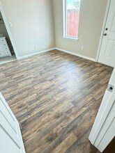 3611 Portland St in Irving, TX - Foto de edificio - Building Photo