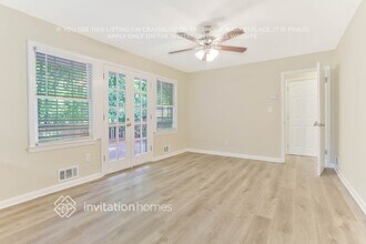 1060 Canterbury Dr in Smyrna, GA - Building Photo - Building Photo