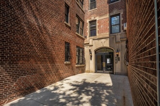 57 W 93rd St in New York, NY - Building Photo - Building Photo