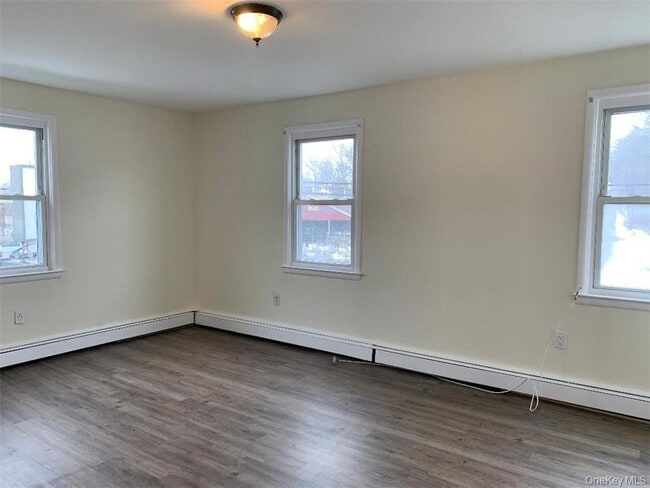 5273 US-9W in Newburgh, NY - Building Photo - Building Photo