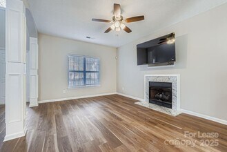 3538 Joel Turner Dr in Charlotte, NC - Building Photo - Building Photo