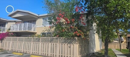 4210 NW 79th Ave in Doral, FL - Building Photo - Building Photo