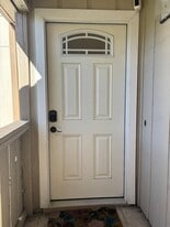 5667 Birchmont Dr, Unit A in Houston, TX - Building Photo