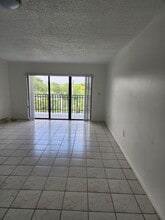 650 NE 149th St, Unit 408A in North Miami, FL - Building Photo - Building Photo