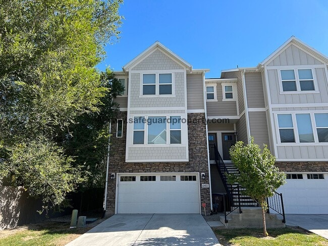 13411 Purple Ash Ln