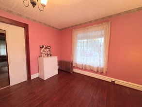 2434 15th Ave in Forest Grove, OR - Building Photo - Building Photo