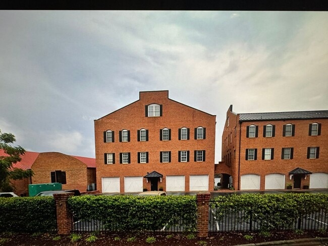 419 W Main St in Washington, NC - Building Photo - Building Photo