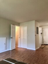 3604 NE 73rd Pl in Seattle, WA - Foto de edificio - Building Photo