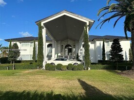 15 SW 124th Ave in Miami, FL - Building Photo