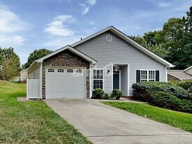 105 Bristol View Cir in Winston-Salem, NC - Building Photo