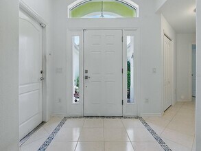 17037 SE 76th Creekside Cir in the Villages, FL - Building Photo - Building Photo