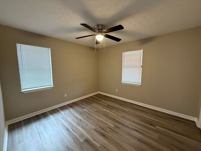 115 Vintage Ct in Athens, GA - Building Photo - Building Photo