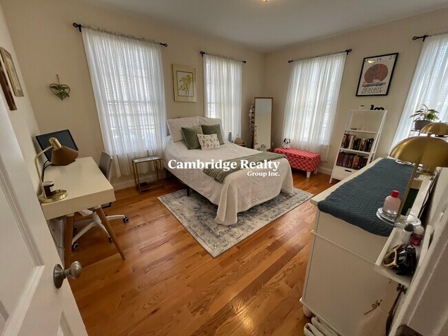 14 Flint St, Unit 1T