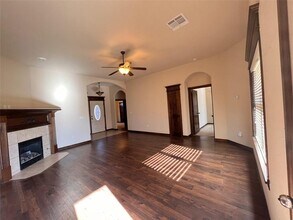 12108 Chesterfield Ln in Oklahoma City, OK - Building Photo - Building Photo