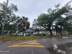 3204 W 16th St in Panama City, FL - Building Photo - Building Photo