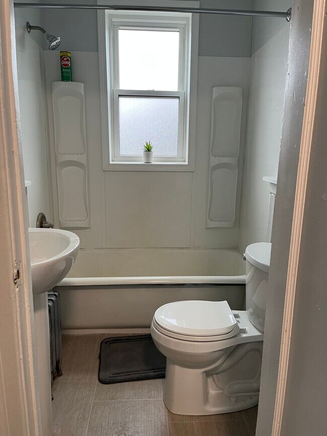 2 N Pearl St-Unit -31 in Buffalo, NY - Building Photo - Building Photo