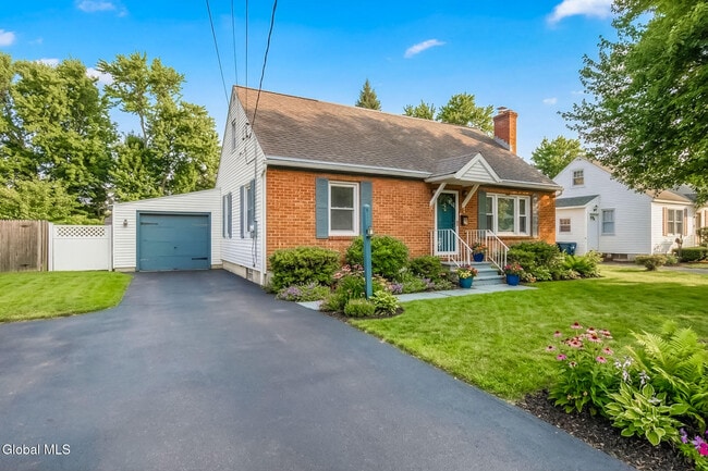 11 Rapple Dr in Colonie, NY - Building Photo - Building Photo