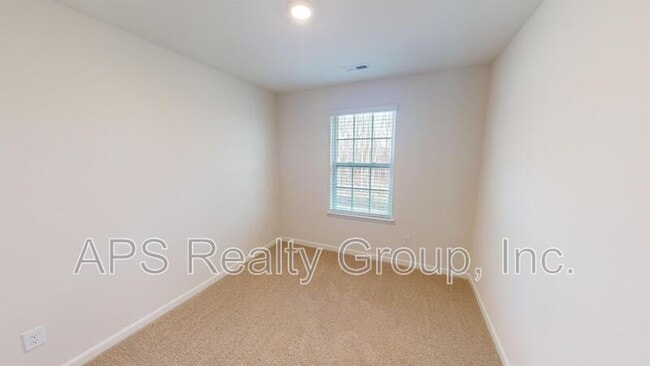 property at 1139 Evelynnview Ln