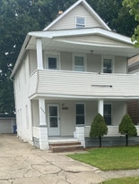 2200 W 103rd St in Cleveland, OH - Building Photo