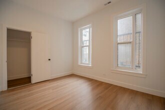 1456 N Kedzie Ave in Chicago, IL - Building Photo - Building Photo
