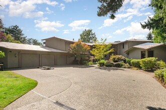 88 Cascade Key in Bellevue, WA - Building Photo - Building Photo