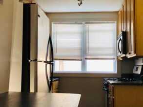 2620 W Catalpa Ave in Chicago, IL - Building Photo - Building Photo