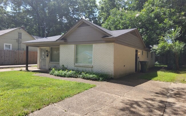property at 3527 Vanuys Rd
