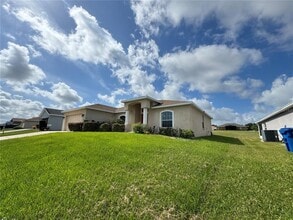 4876 Summerfield Cir in Winter Haven, FL - Building Photo - Building Photo