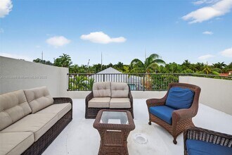 459 SW 5th Ave in Fort Lauderdale, FL - Building Photo - Building Photo