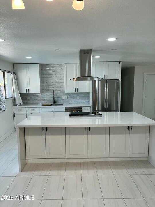 8738 E Starlight Way in Scottsdale, AZ - Building Photo