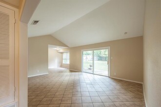 6400 Craigwood Cir in Austin, TX - Building Photo - Building Photo