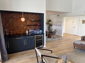 150 Avenida Las Palmas in Rancho Mirage, CA - Building Photo - Building Photo