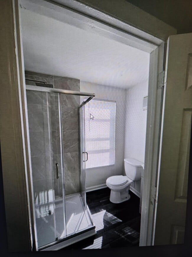 2504 Woodstock Ave in Swissvale, PA - Building Photo - Building Photo