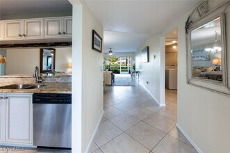 5980 Amherst Dr in Naples, FL - Building Photo - Building Photo